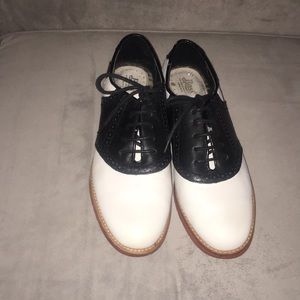 Preloves Bass saddle shoes